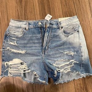 American Eagle mom short